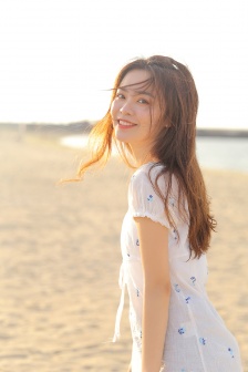 地铁笨蛋